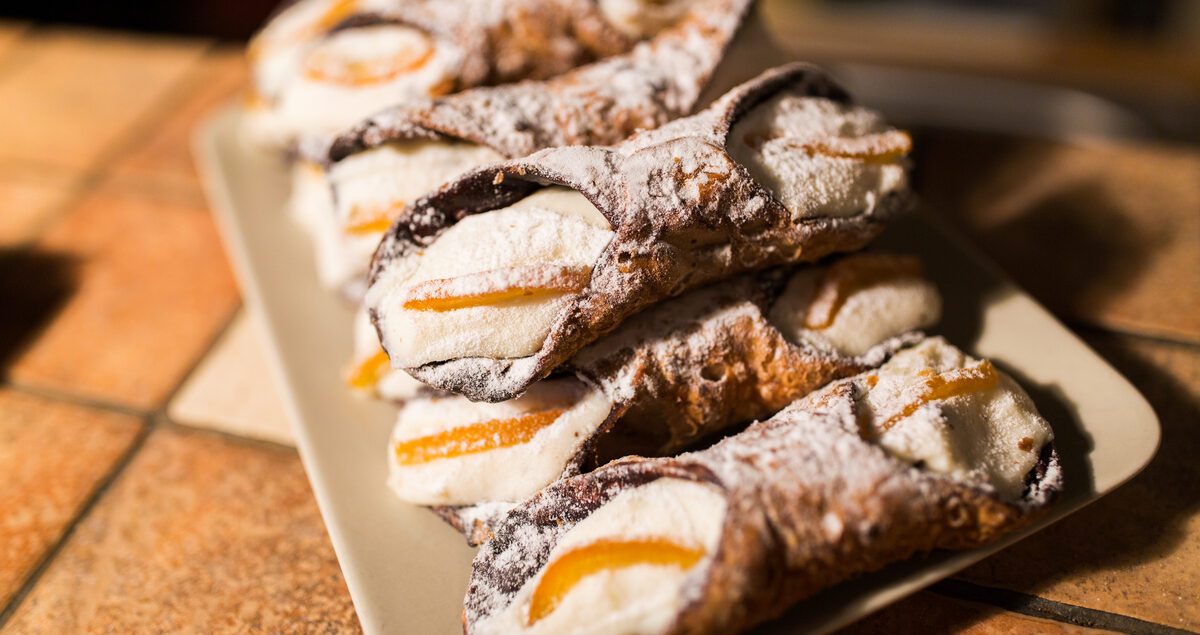 cannolo siciliano
