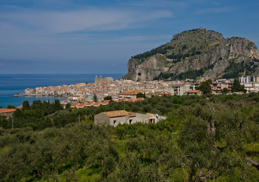 Cefalù in aprile
